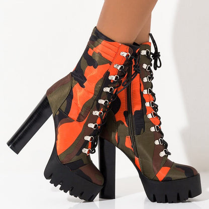 Botas de tacón alto con plataforma y camuflaje