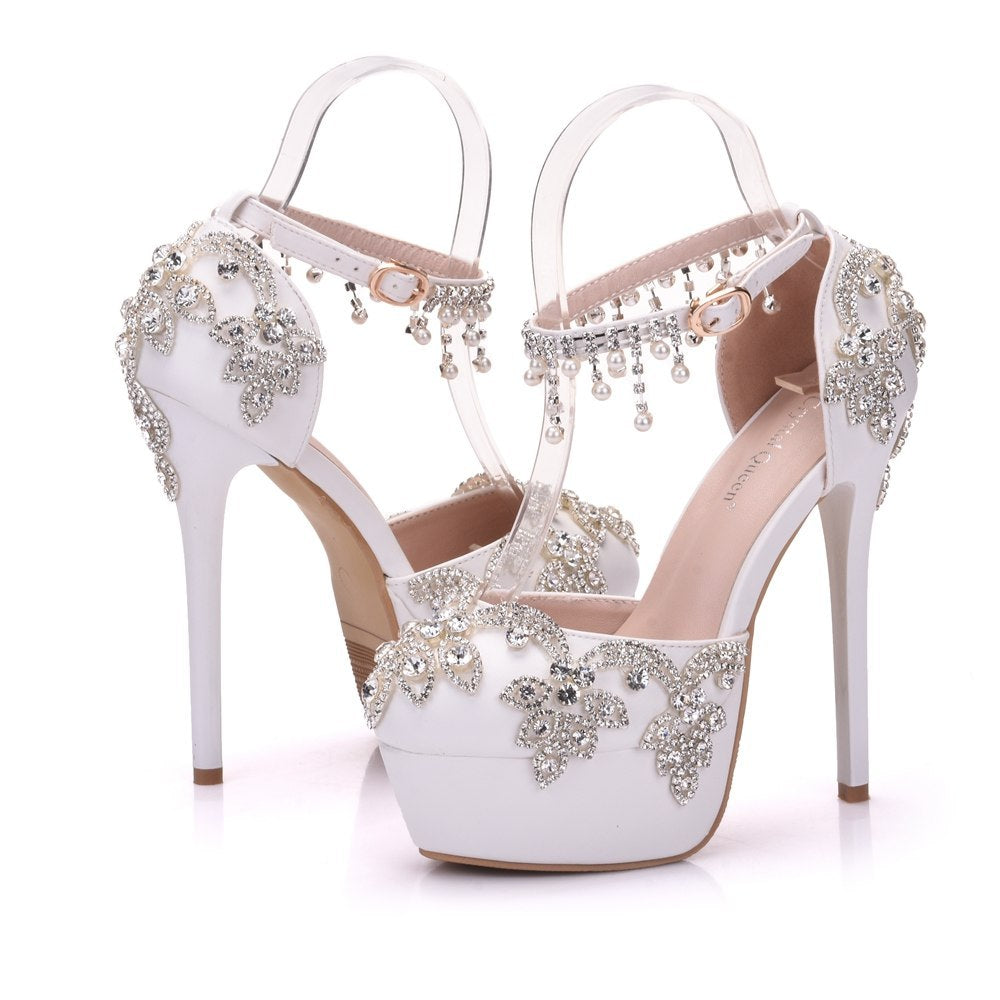 Sapatos de casamento de strass branco de tamanho grande, sapatos individuais para mulheres, sandálias de salto alto com borlas e plataforma à prova d'água, cinto de palavra