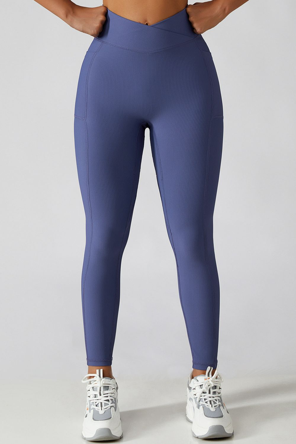 Leggings ativas com cintura cruzada Bae básicas