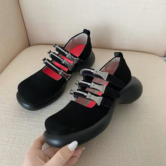 Zapatos Mary Jane pequeños de cuero estilo británico vintage negros