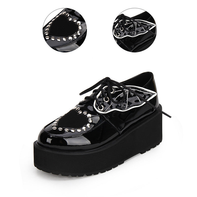 Platform women's shoes with platform wings