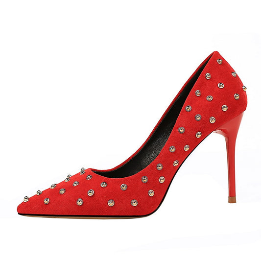 Zapatos de tacón alto con remaches para mujer, de gamuza puntiaguda, estilo coreano, para discoteca, color caqui