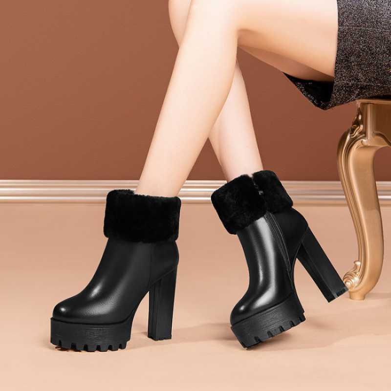 Nuevos zapatos de mujer Botas de mujer de piel suave