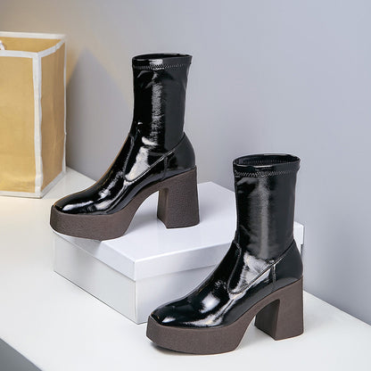 Botas Martin con plataforma y punta cuadrada