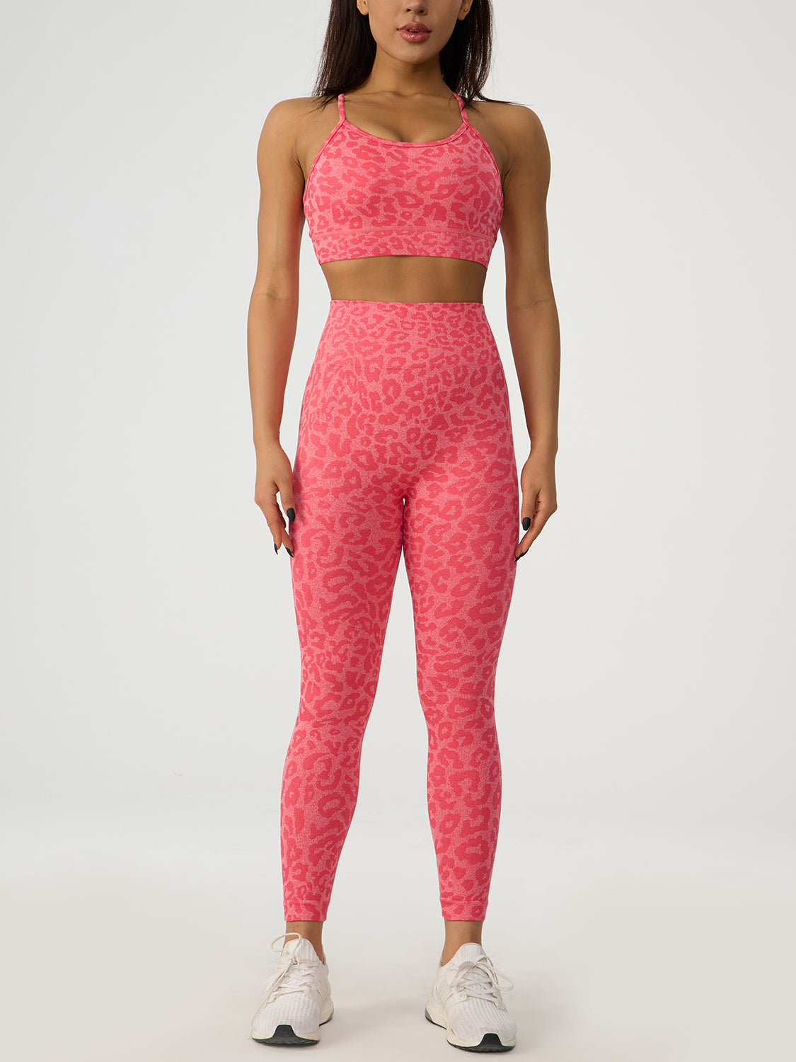 Conjunto deportivo de top y leggings con estampado de leopardo entrecruzado