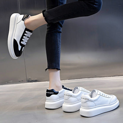 Hong Kong Primeira Camada Couro Branco Sapatos Esportivos Flat Casual