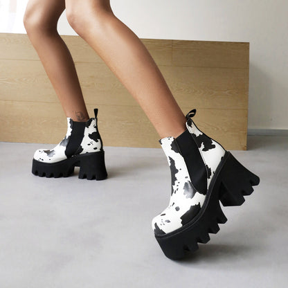 Novas botas femininas de cano curto com sola grossa de outono e inverno estilo punk