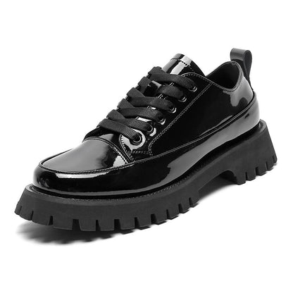 Sapatos de couro masculinos com sola macia