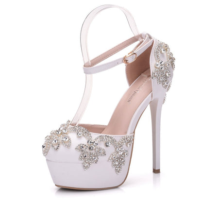 Sapatos de casamento de strass branco de tamanho grande, sapatos individuais para mulheres, sandálias de salto alto com borlas e plataforma à prova d'água, cinto de palavra