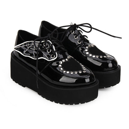 Platform women's shoes with platform wings