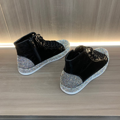 Zapatos de tabla casuales con diamantes de moda nuevos de primavera y otoño para hombres