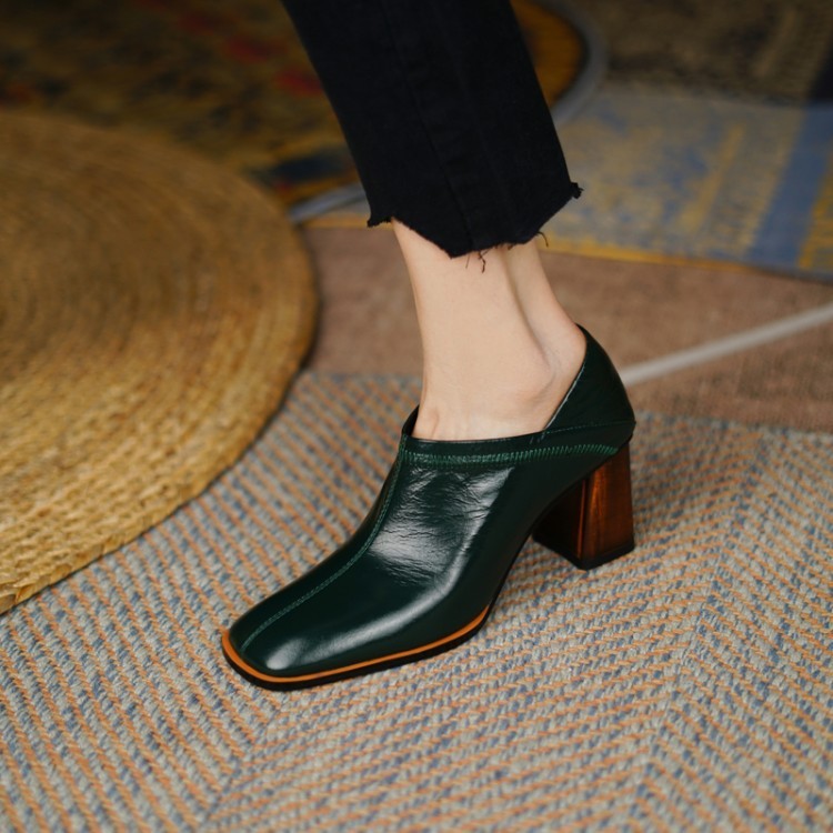 Zapatos sencillos de piel de vaca de color verde oscuro para mujer de otoño