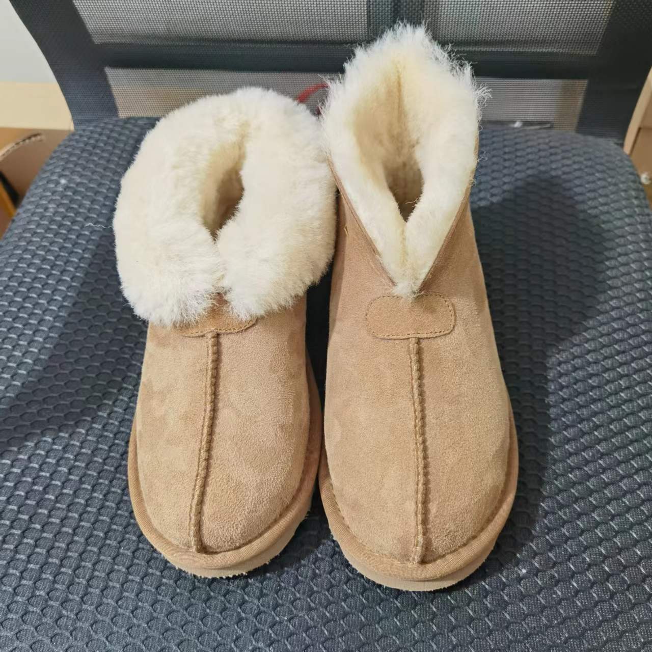 Botas de nieve de piel de ante de moda para mujer