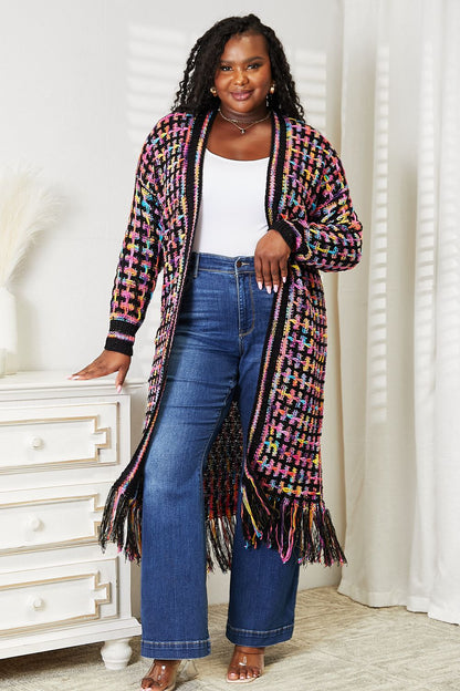 Cardigan multicolorido com franjas na frente aberta e bainha