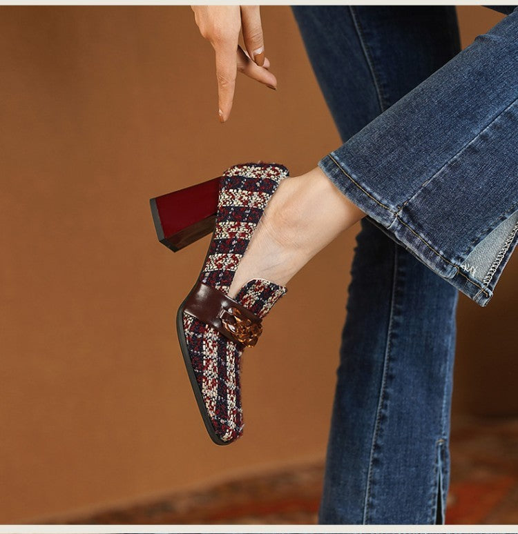 Tacones altos a cuadros con punta cuadrada estilo retro para mujer