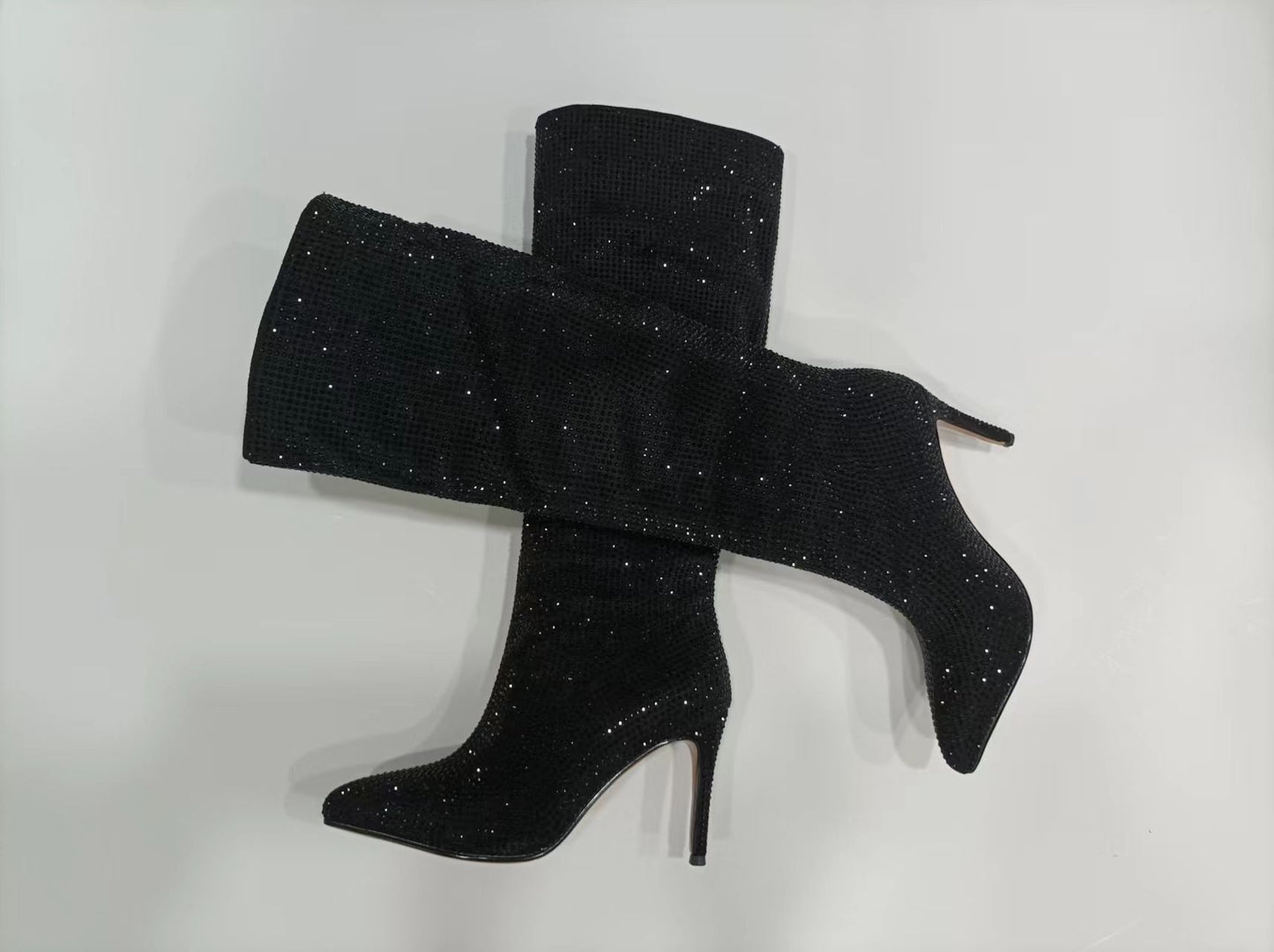 Nuevos zapatos de mujer de tubo largo con punta y tacón alto con perforación en caliente a la moda