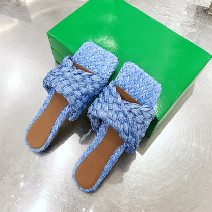 Sandalias y pantuflas tejidas de suela plana para mujer