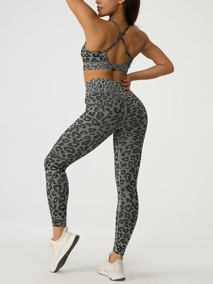 Conjunto deportivo de top y leggings con estampado de leopardo entrecruzado