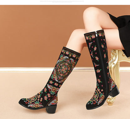 Botas altas con flores bordadas esmeriladas para mujer