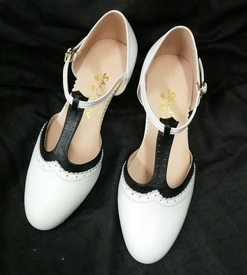 Zapatos de tiras para mujer de piel marrón claro estilo retro